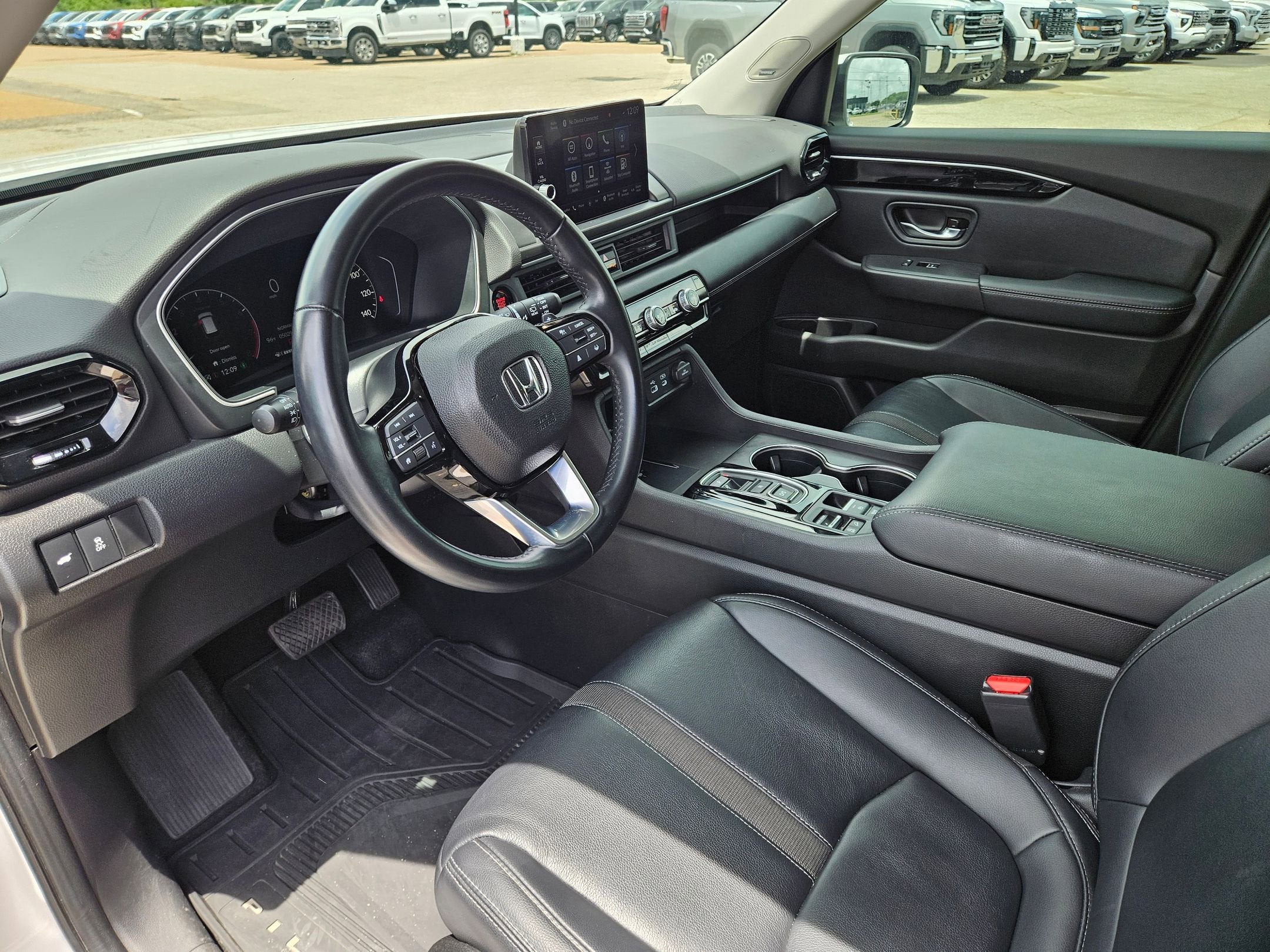 2023 Honda Pilot 2WD Touring