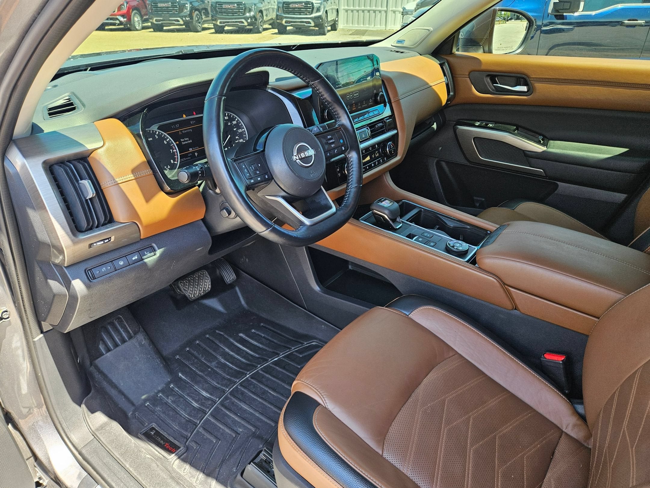 2022 Nissan Pathfinder Platinum 4WD