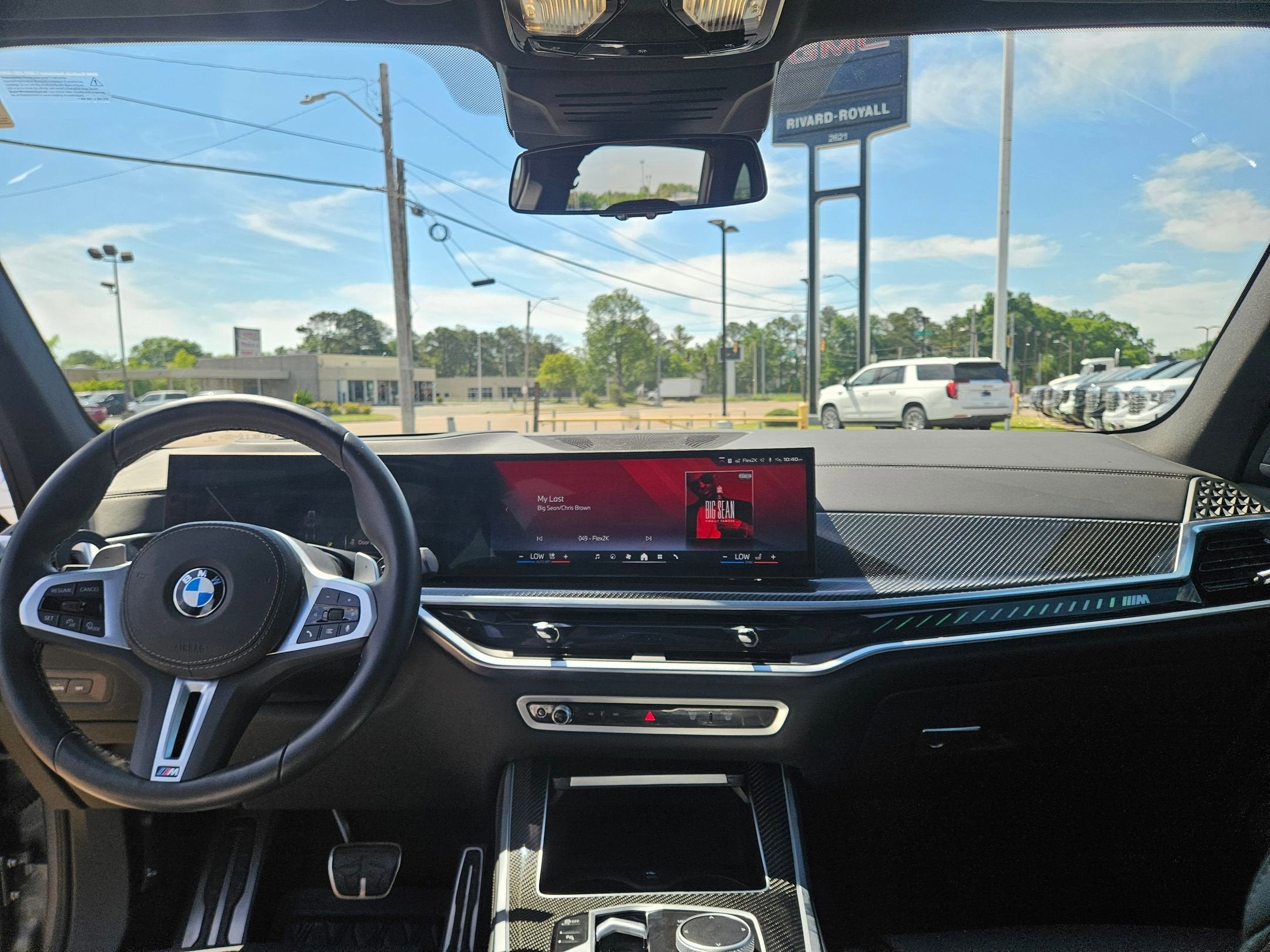 2025 BMW X5 M60i