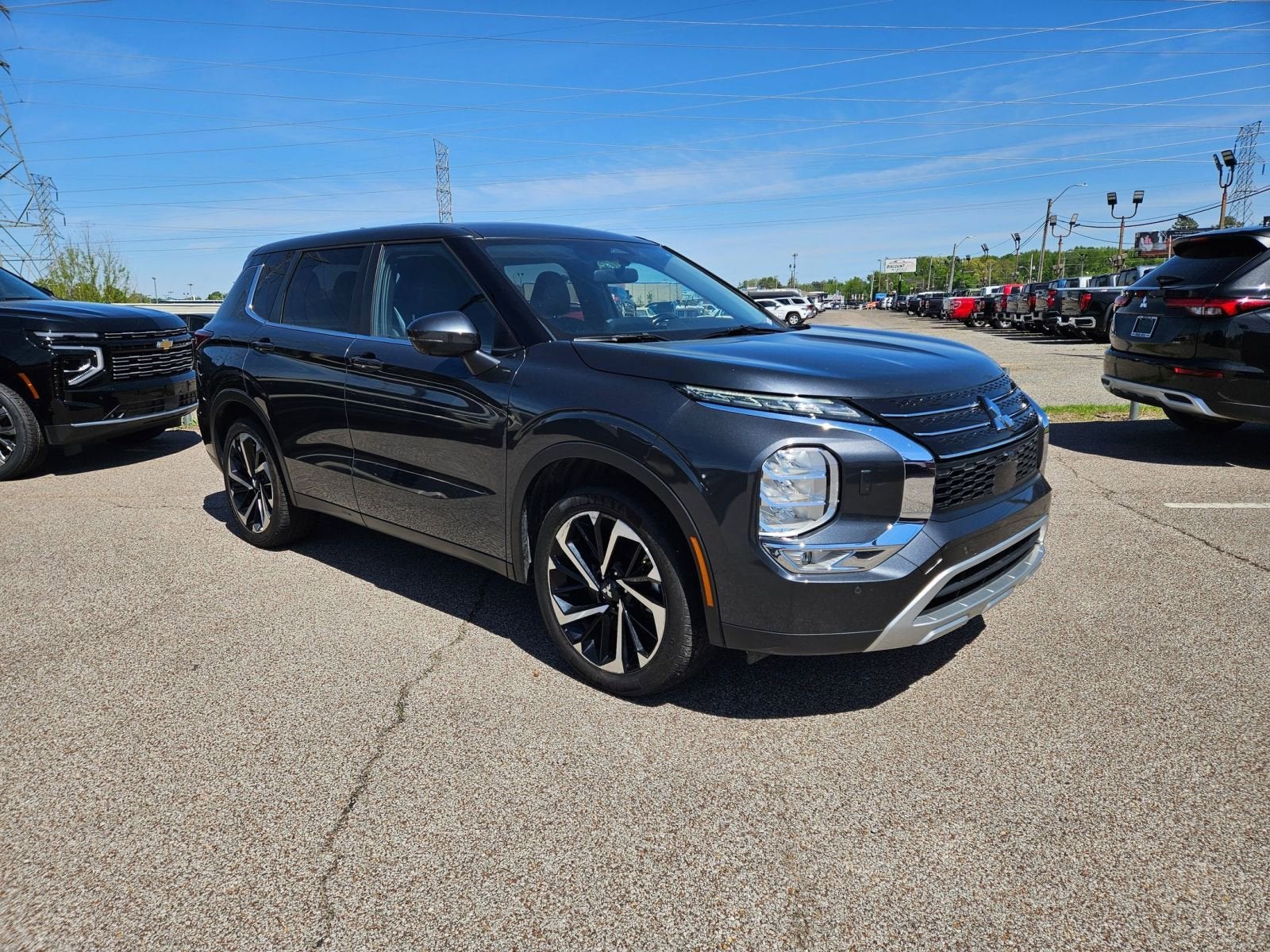 2024 Mitsubishi Outlander SE